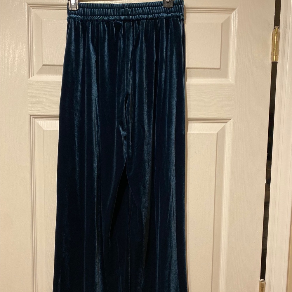 French Connection Velour Matching Set - Picture 6 of 9